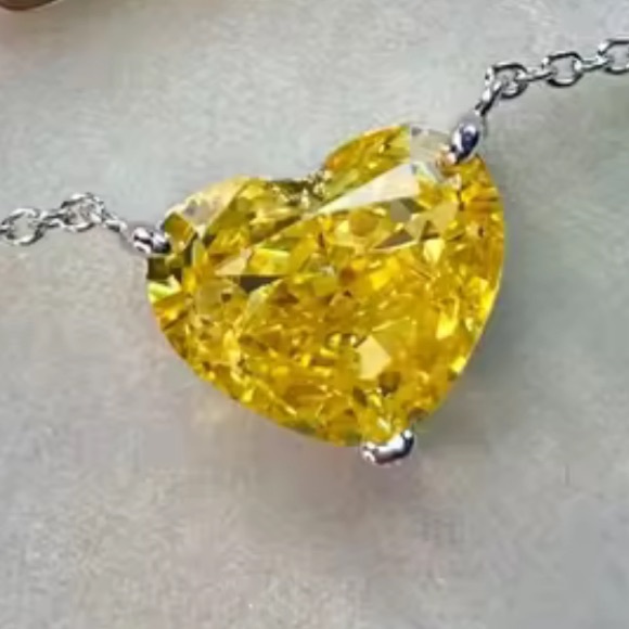 4ct Canary Heart Necklace - Picture 11 of 11